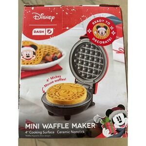 New Disney Dash Mickey Mouse Santa Mini Waffle Maker Red 4 Inch Ceramic Nonstick